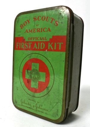 80a1c9e1465e1cdb65d33426b609866b--vintage-boys-first-aid-kits